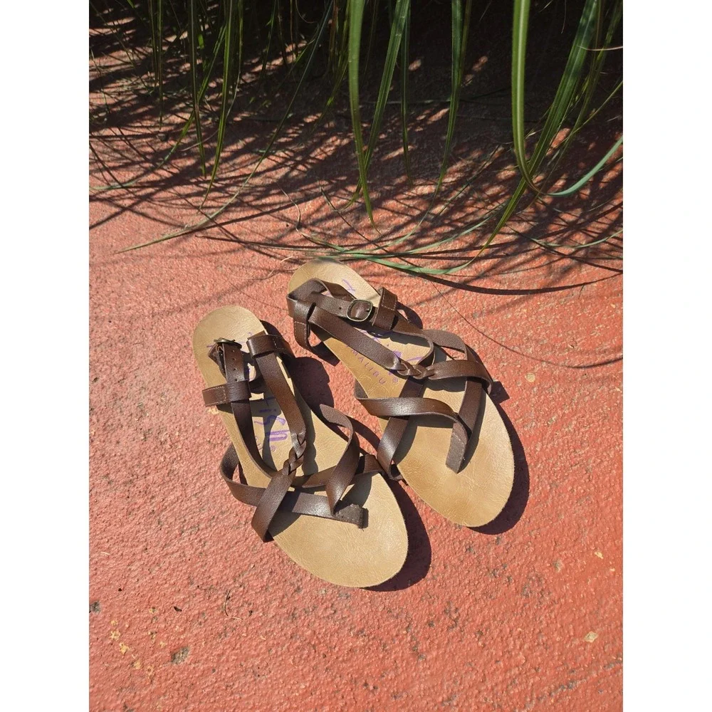 Blowfish Malibu Granola Women's Brown Sandals Size 6 Vegan Vaca Beach Tropical